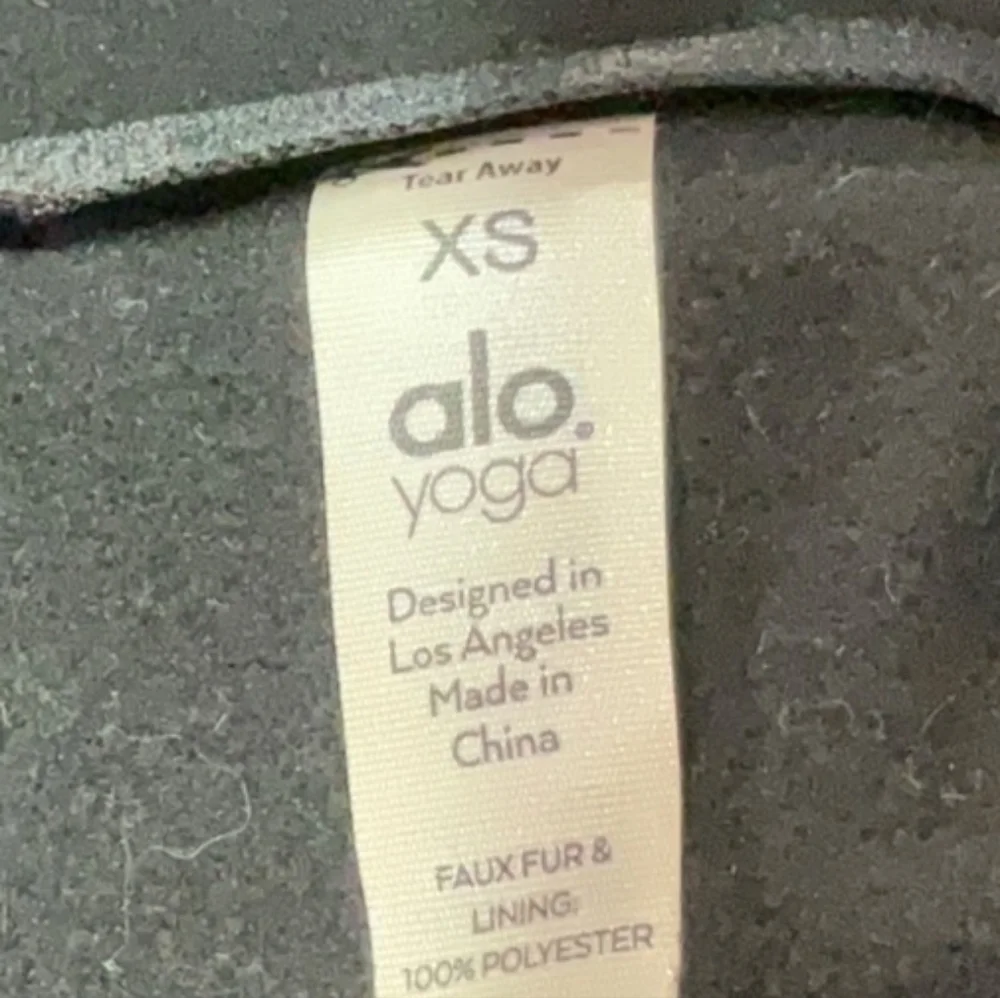 Alo Yoga Flurry Sherpa Coat Jacket in Black sz XS